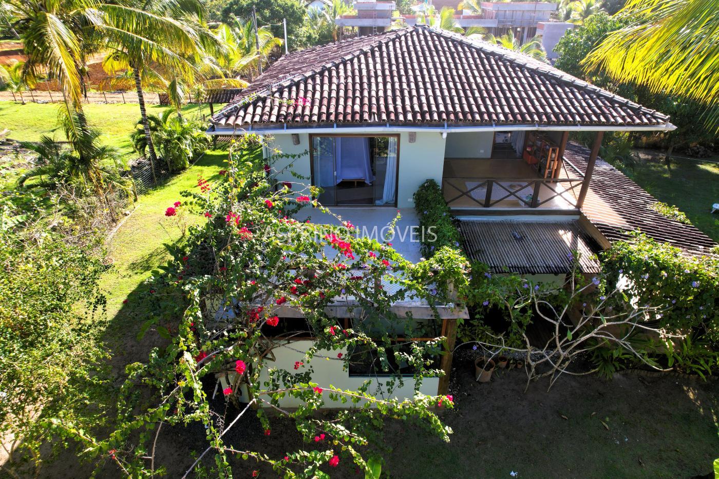 Casa à venda com 3 quartos, 847m² - Foto 1