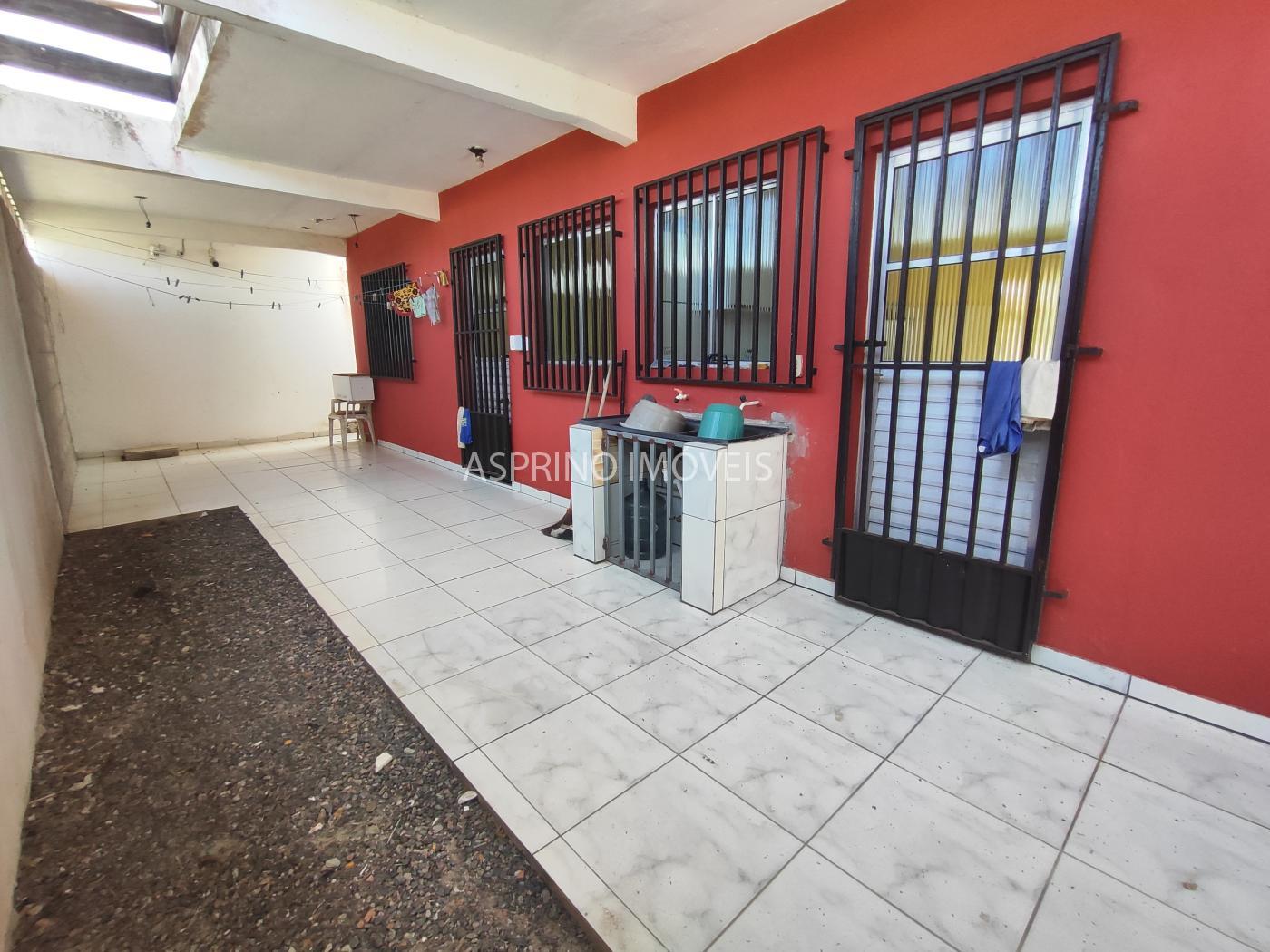 Casa à venda com 8 quartos, 250m² - Foto 31