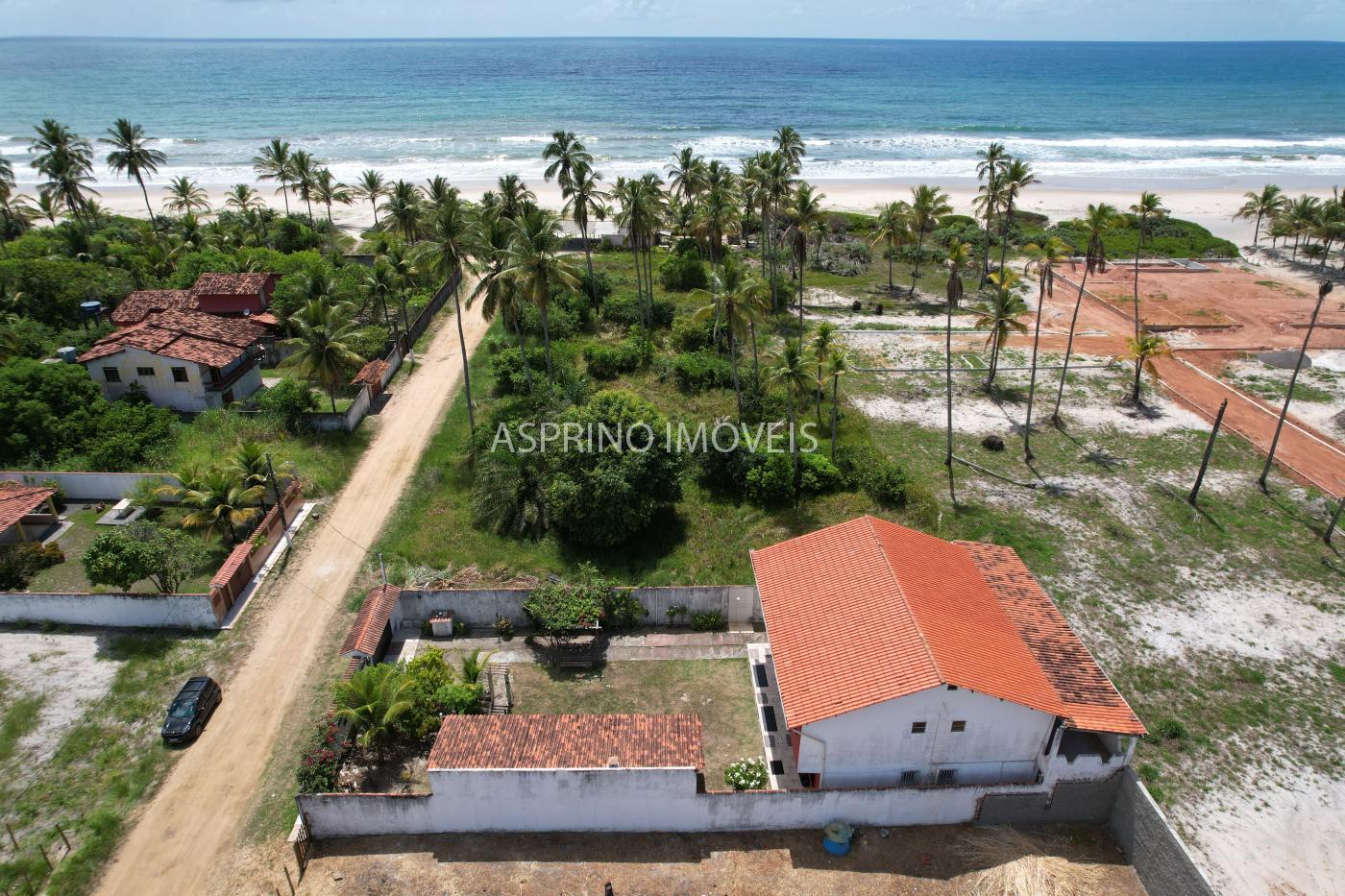 Casa à venda com 8 quartos, 250m² - Foto 9