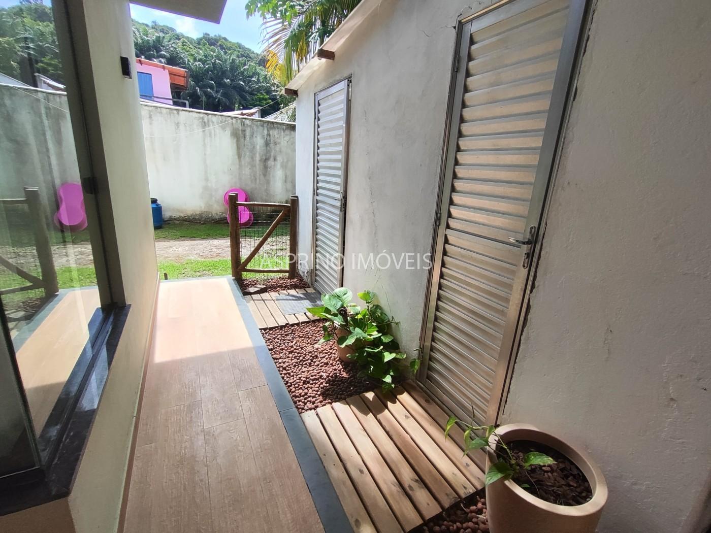 Casa à venda com 3 quartos, 204m² - Foto 18