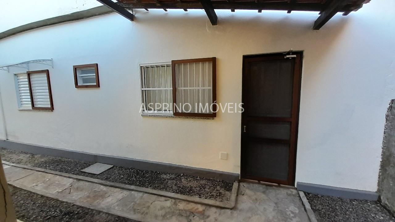Casa à venda com 6 quartos, 900m² - Foto 19