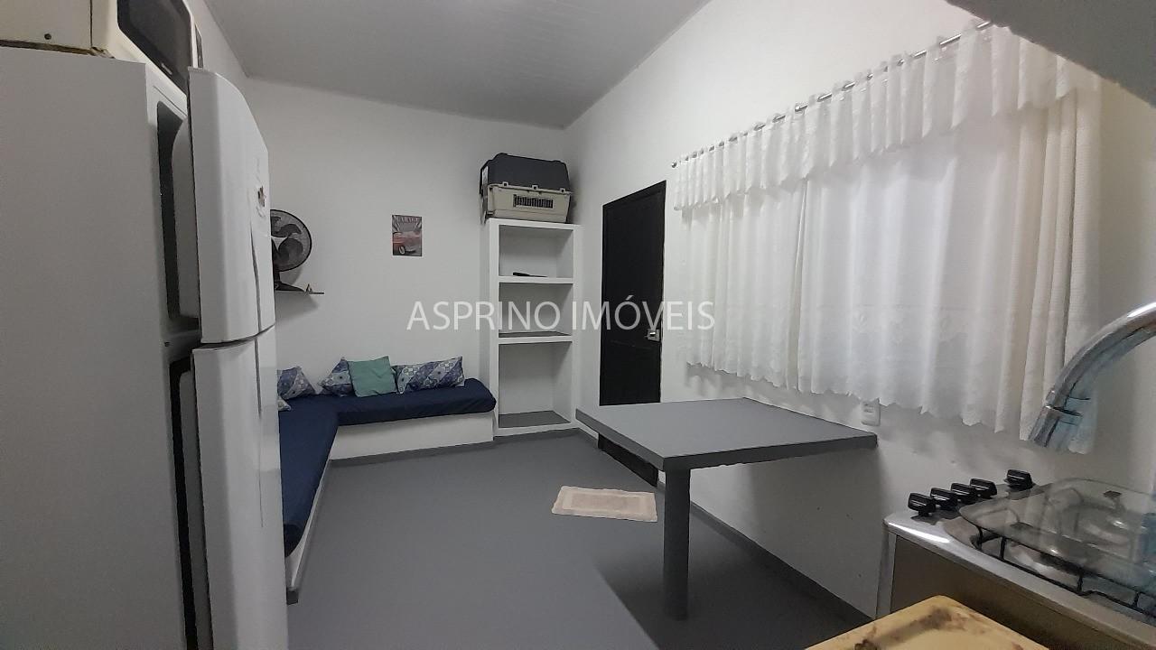 Casa à venda com 6 quartos, 900m² - Foto 22