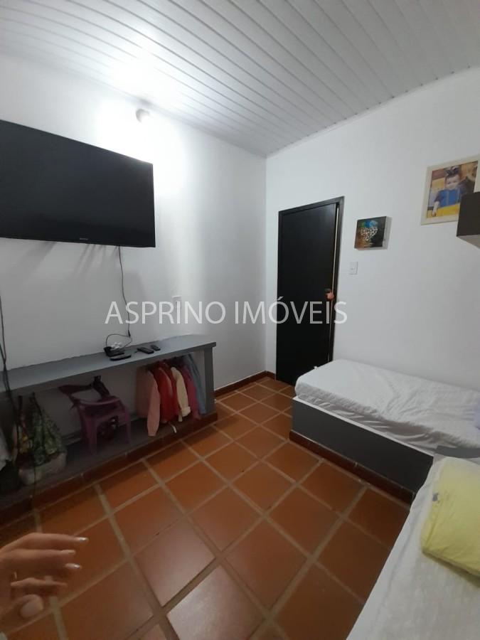 Casa à venda com 6 quartos, 900m² - Foto 15