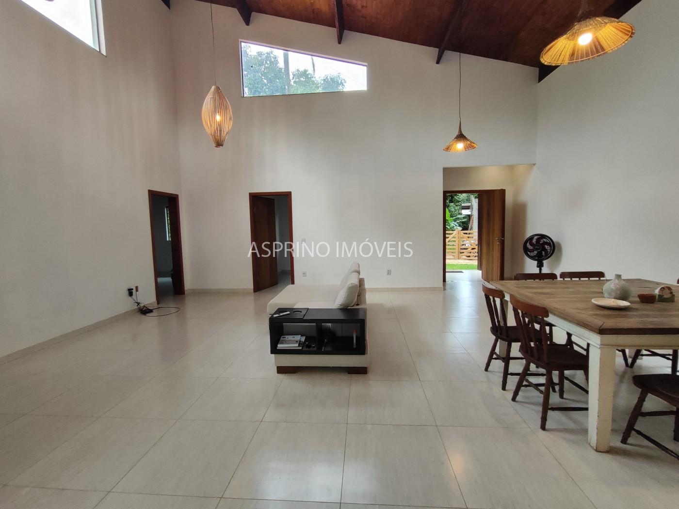 Casa à venda com 3 quartos, 148m² - Foto 4