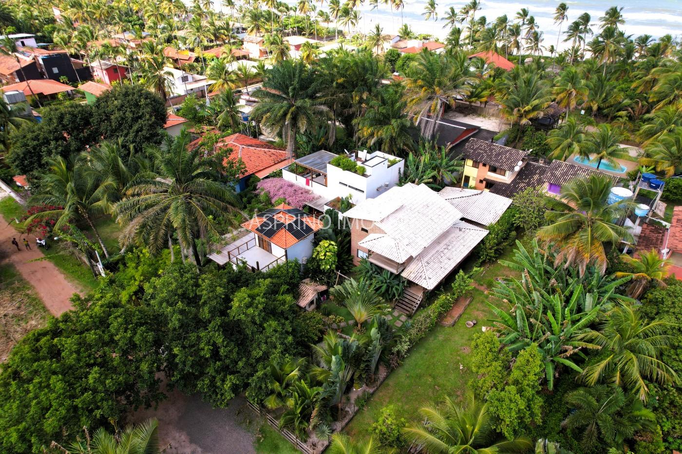 Casa à venda com 3 quartos, 275m² - Foto 2